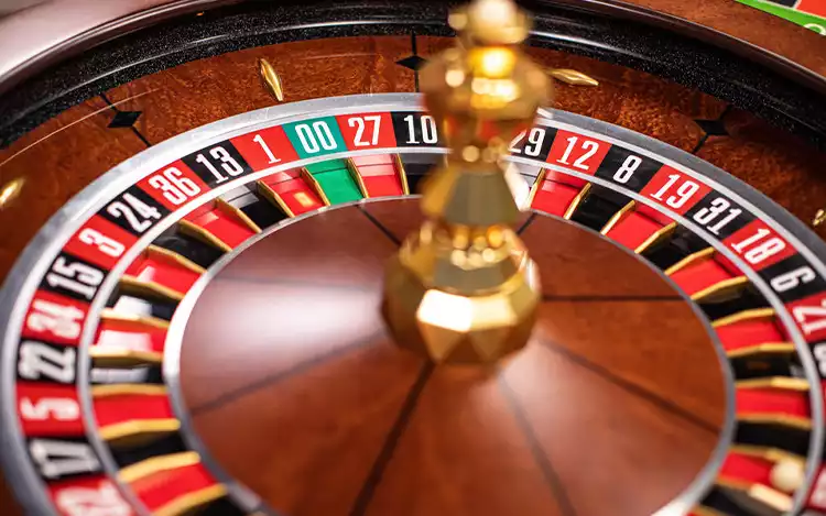 american roulette wheel