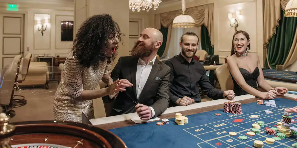 players enjoying the live casino experience
