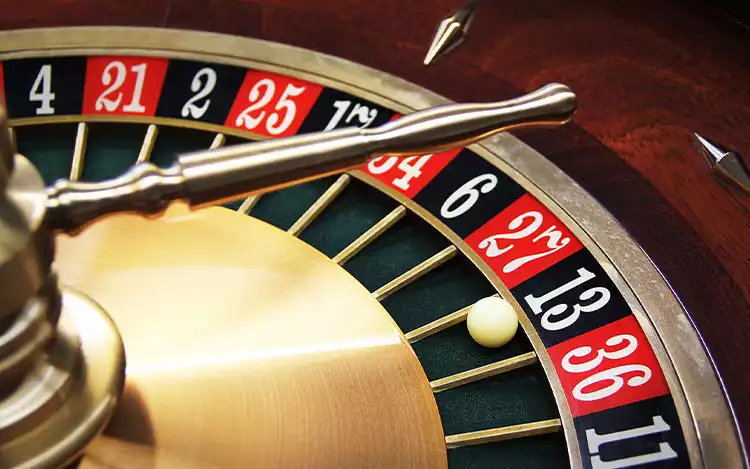 european roulette wheel closeup