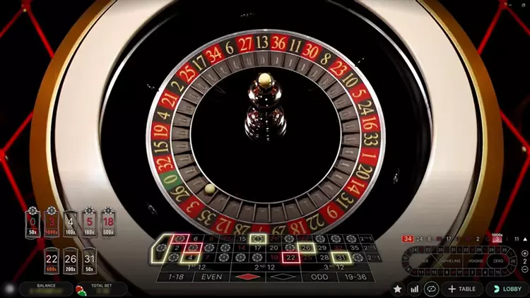 live-roulette-roulette-wheel-focus