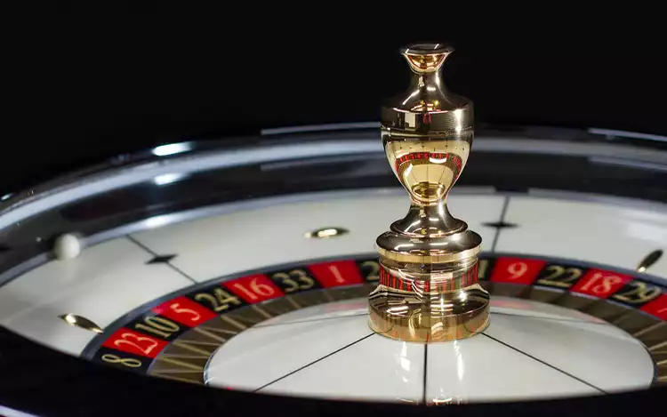 roulette wheel spinning