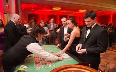 How to Host a Casino-Themed Party