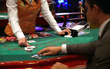 Learn when to Hit and Stand in Blackjack