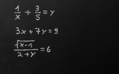 Pot Odds vs Implied Odds in Poker Simple Math Explained
