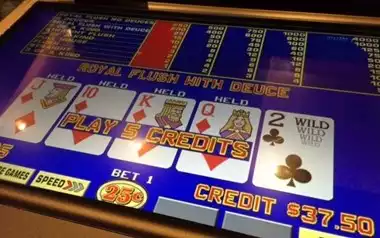 Useful Tips and Strategies When Playing Video Poker