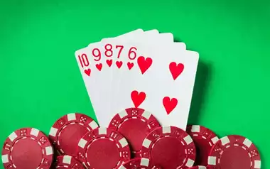 What is a Straight in Poker? Explained