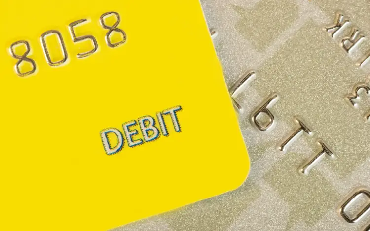 Are Instant Bank Transfers Replacing Debit Cards
