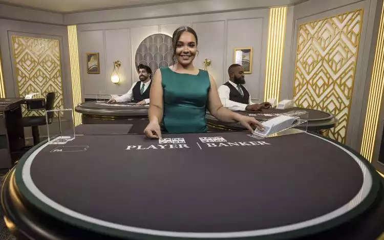 Baccarat-Live