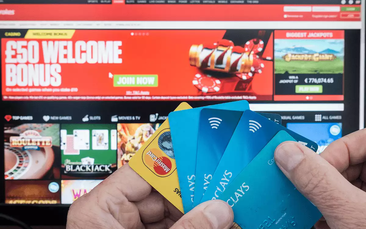 Australia Bans Credit Cards For Gambling Use