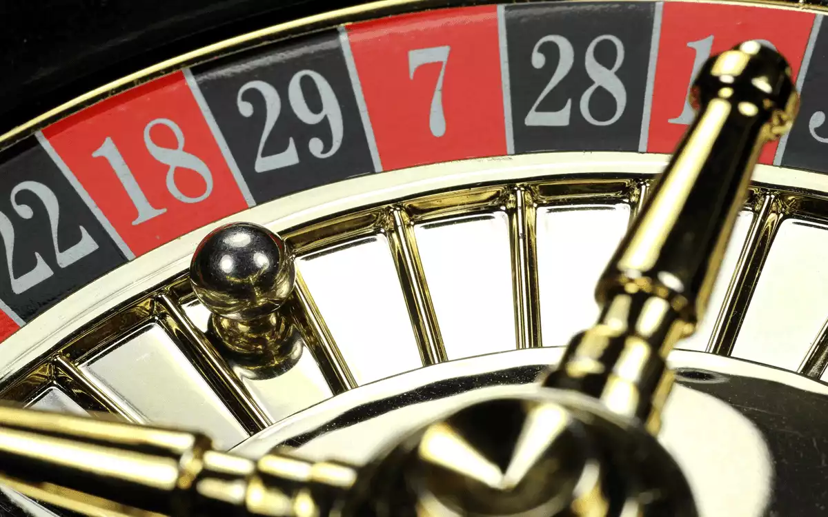 Flat Betting System in Roulette