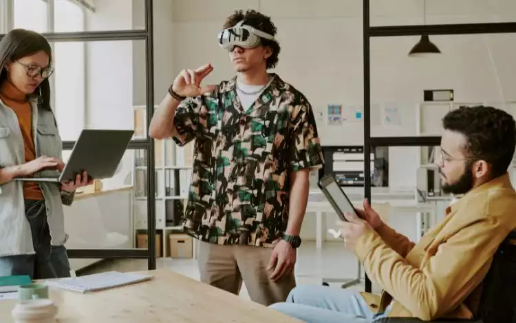 How Virtual Reality Casinos Are Moving Closer to Mainstream Play