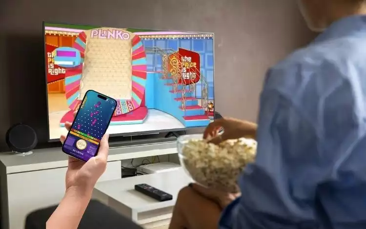 Introduction From Television Fame to Online Play