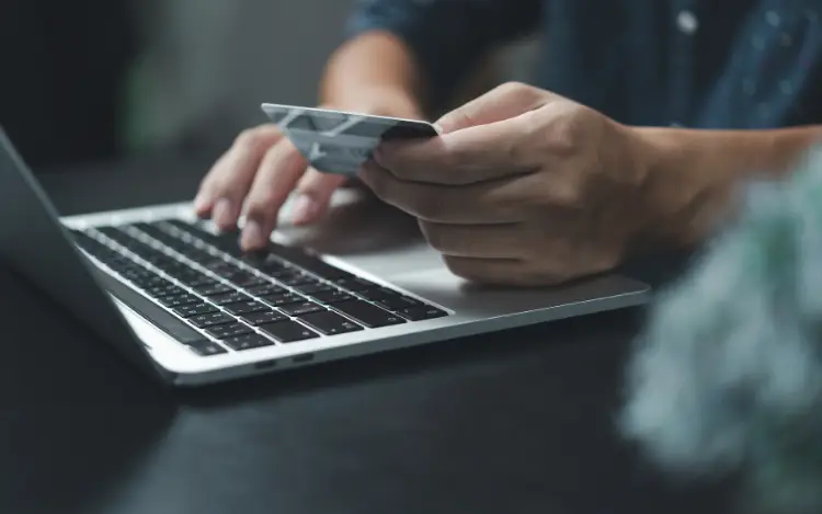 Open Banking vs Traditional Bank Transfer Key Differences