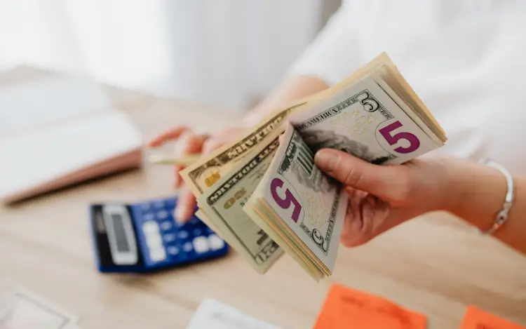 Paysafecard vs Debit Card for Spending Control