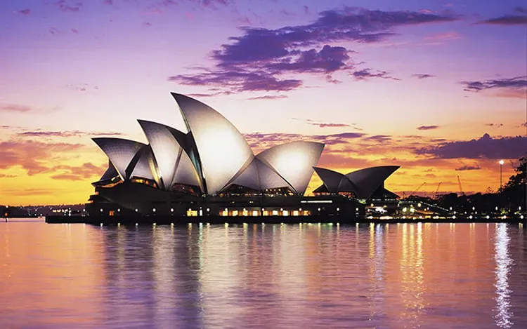 Sydney, Australia – Southern Hemisphere Glamour
