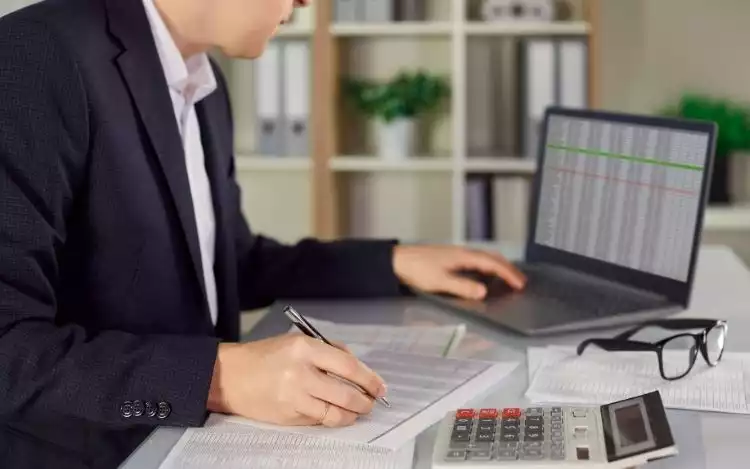 The Role of Independent Audit Houses