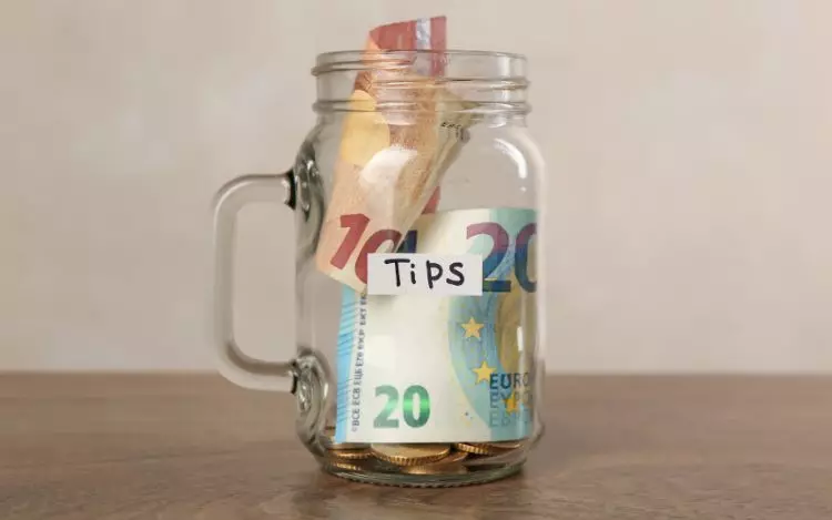 Tipping in Live Casino Games