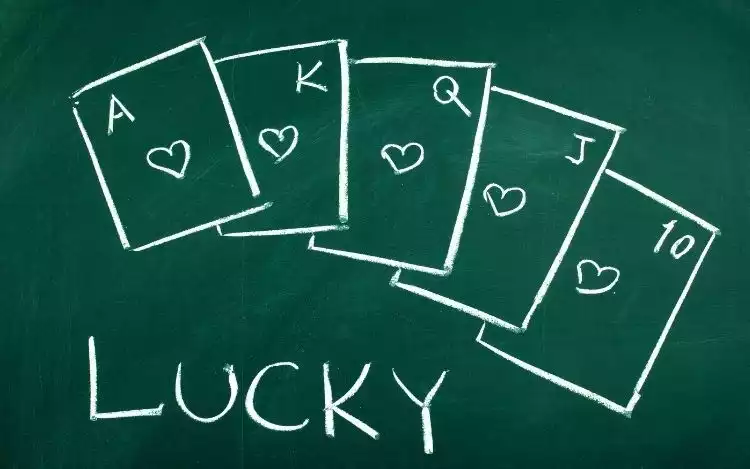Try to Feel Lucky with Blackjack Side Bets