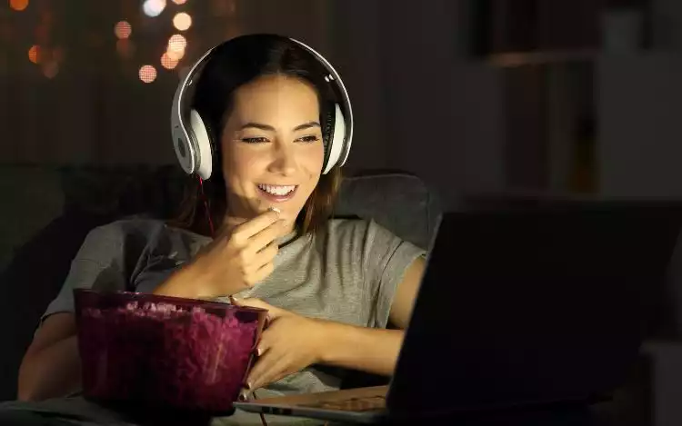 Watching vs Playing The Big Difference