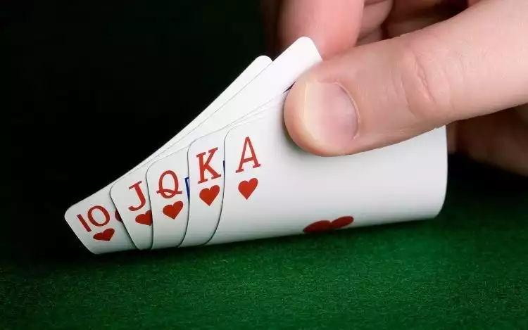 What are the Odds of Getting a Royal Flush