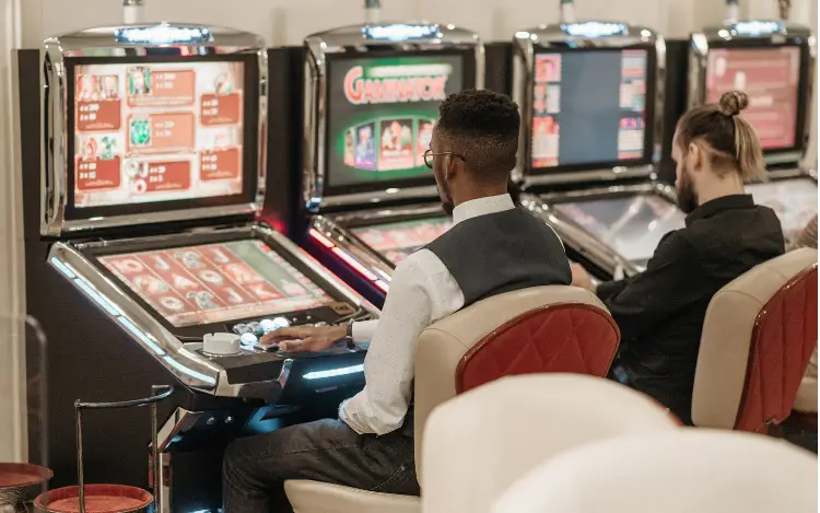 Why Do Collectible Features Make Slots More Interactive