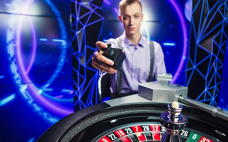 a man presenting double ball roulette