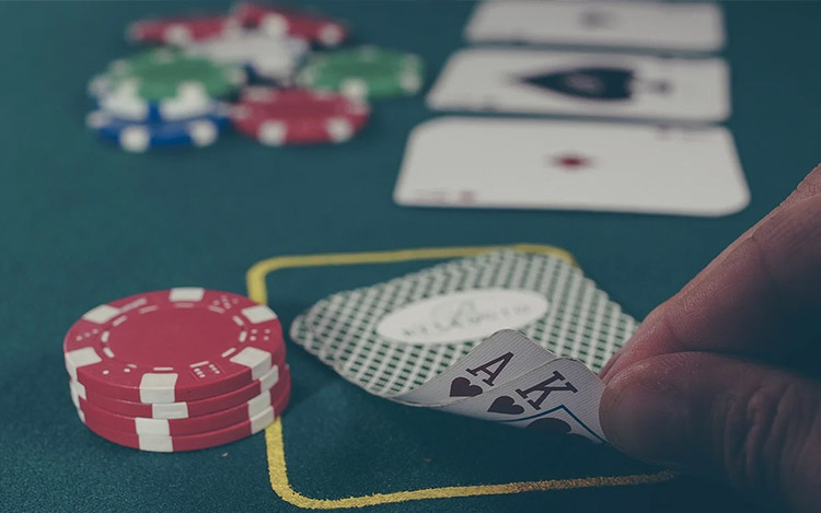 Live Blackjack vs Blackjack Online: How They're Different