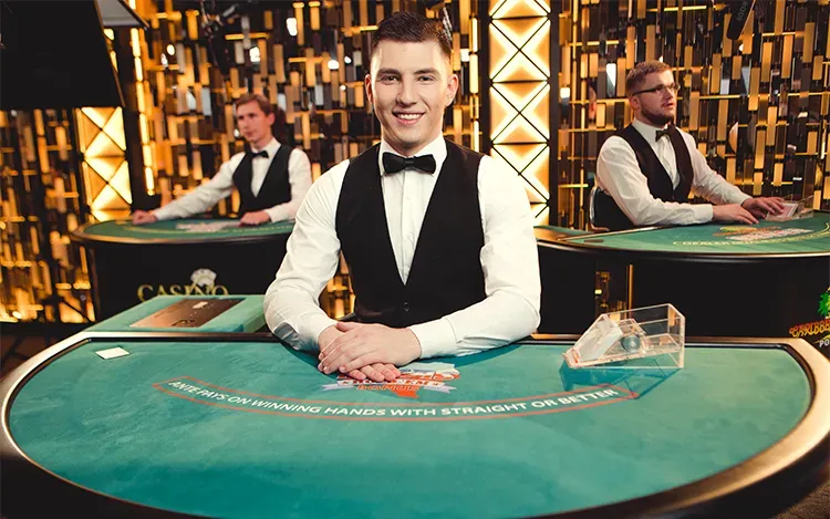 Live Poker