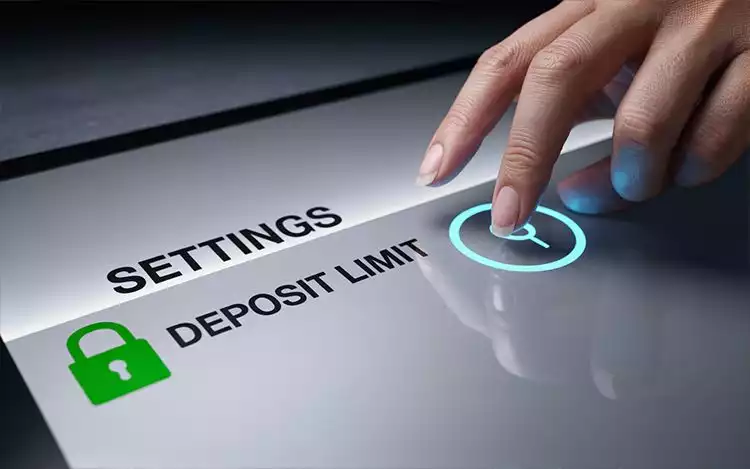 Player managing deposit limits for responsible play