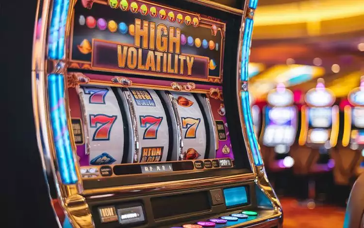a typical online slot machine with high volatility text