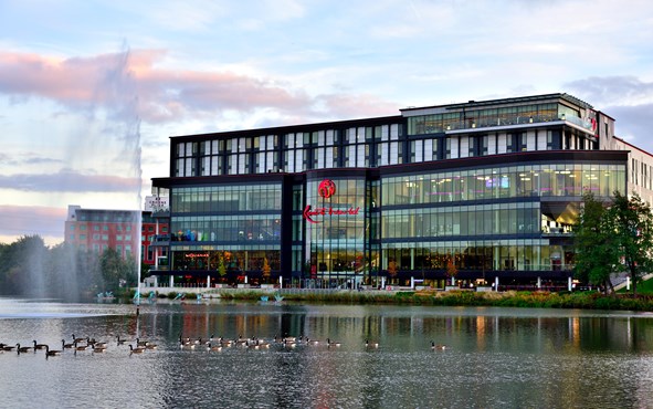 10 Luxury Hotels in Birmingham You Should Visit