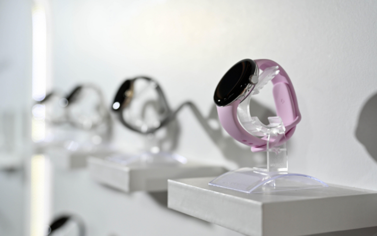 The 8 Best Luxury Smart Watches You Can Buy In 2025